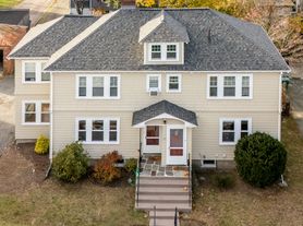 23 Noble St, West Newton, MA