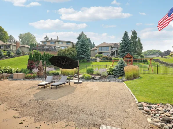 7998 Ithaca Ln N, Maple Grove, MN 55311
