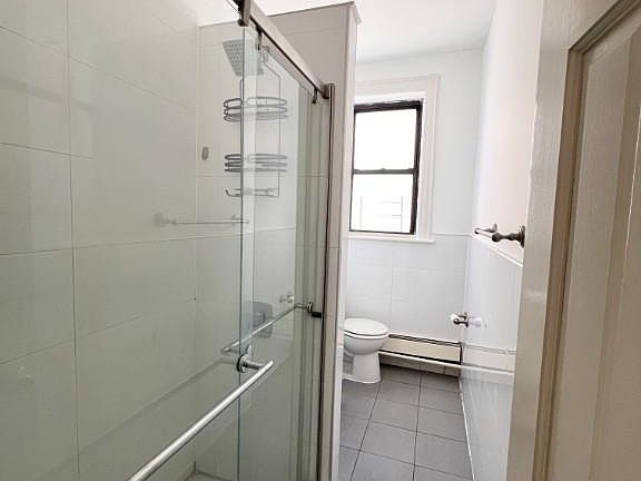 5th image of 701 Kings Hwy #3F