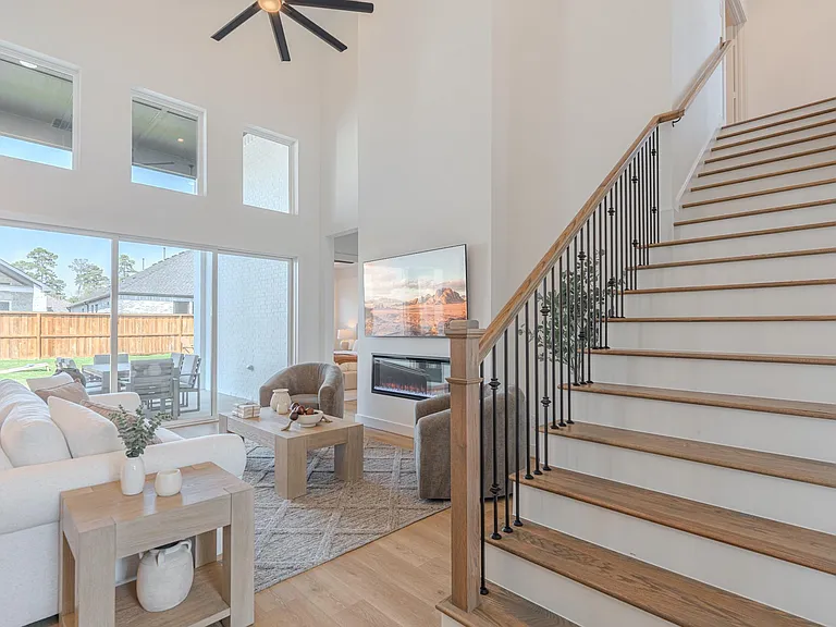 7142 Carriage Light Dr — Photo 35