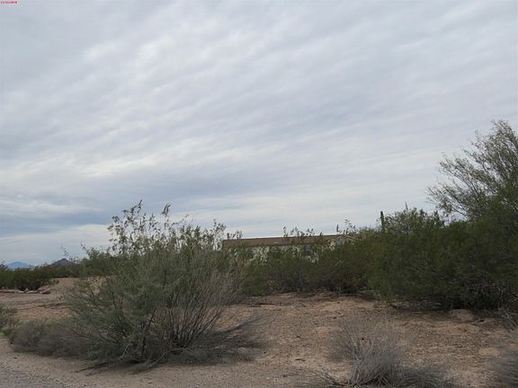 3rd image of 10087 N Needmore Way