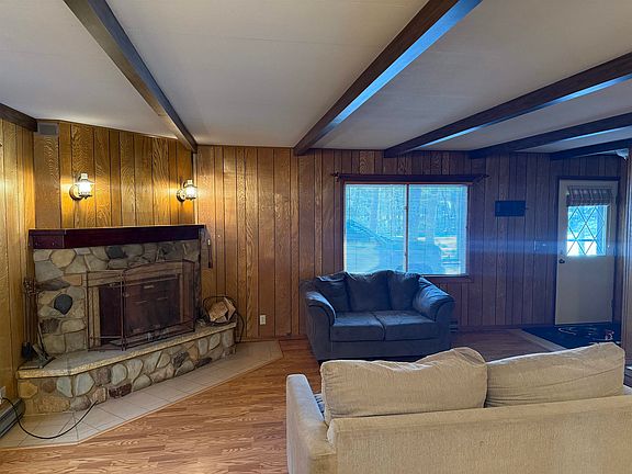 3rd image of W2087 Great Bear Rd