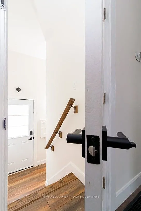 1 bed, $1,500 — Photo 3
