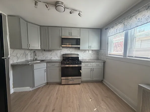 66 Broadway, Bayonne, NJ