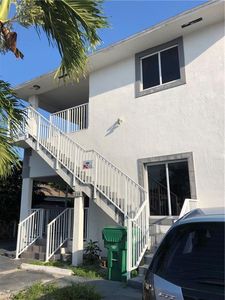 2238 NW 5th St, Miami, FL, 33125