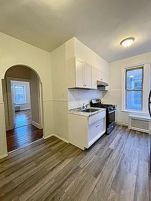 1st image of 1078 70th St #2
