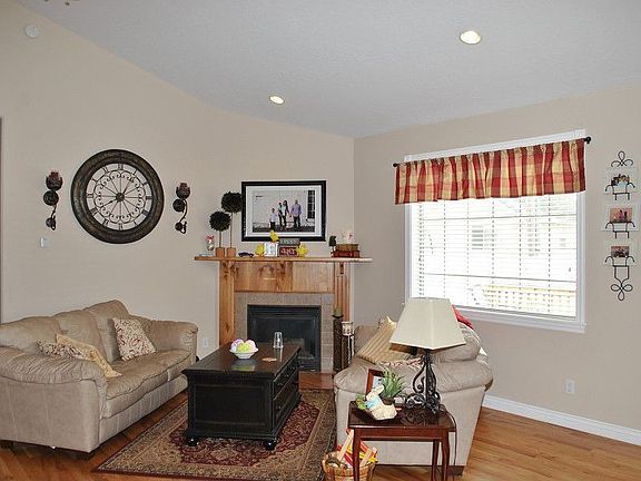 4th image of 3889 Colts Glen Ln