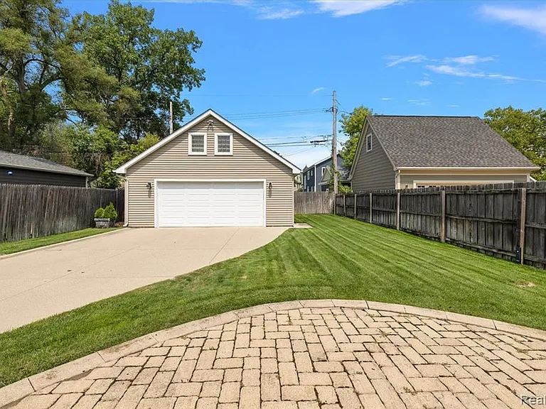 1959 Haynes St — Photo 24