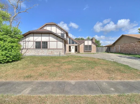 6745 Wood Iron Dr, Corpus Christi, TX 78413