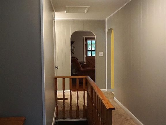 3rd image of 8687 Lilly Dr