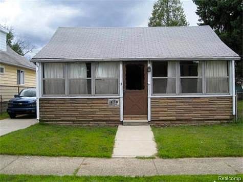 1st image of 23041 Cayuga Ave