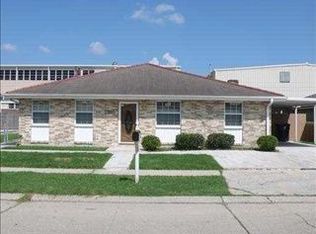 2505 Veronica Dr, Chalmette, LA 70043