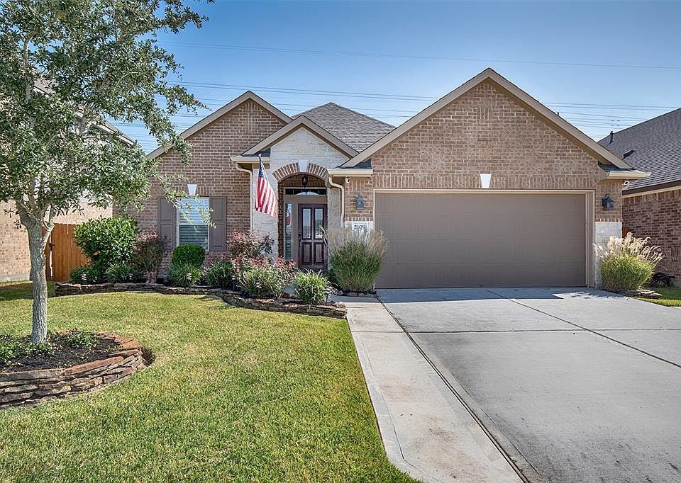 1st image of 2109 Llerena Ln