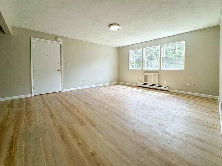 207 Samoset St #C3 — Photo 9