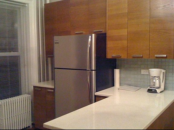 5th image of 389 Sackett St Floor 2