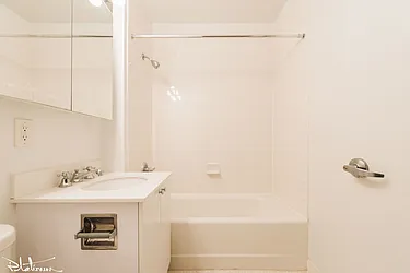 Rented by Platinum Properties