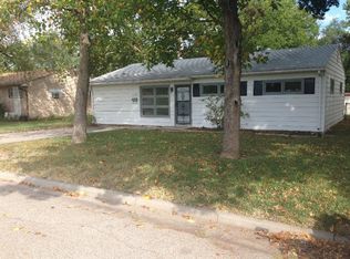 1228 W 11th St, Junction City, KS 66441