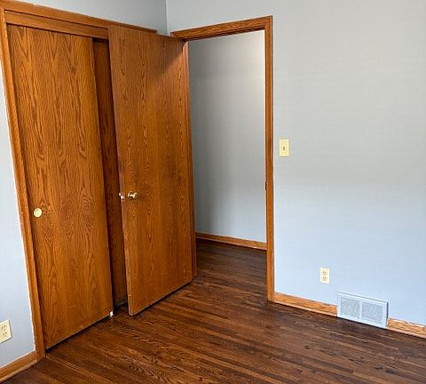 Bedroom 2 8 1/2' x 10 1/2'