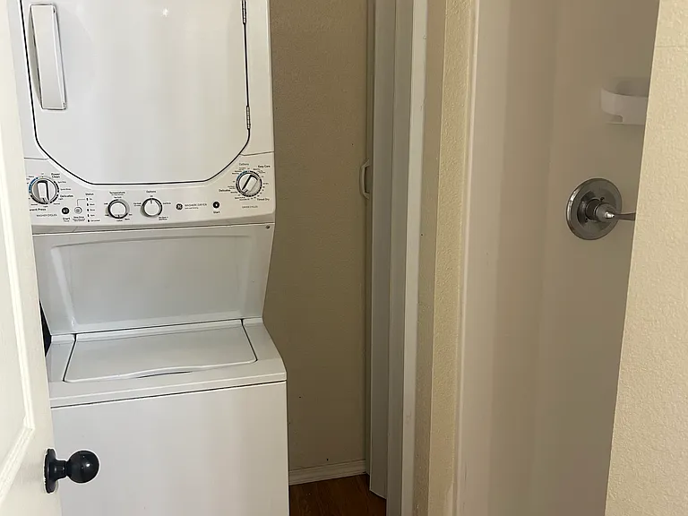 2323 Jordan St #2321 — Photo 5