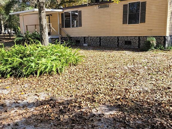 3rd image of 7325 S Old Oaks Dr