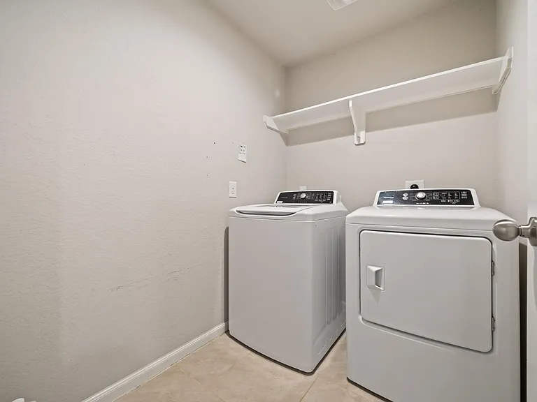 7326 Barrington Ridge Ln — Photo 30