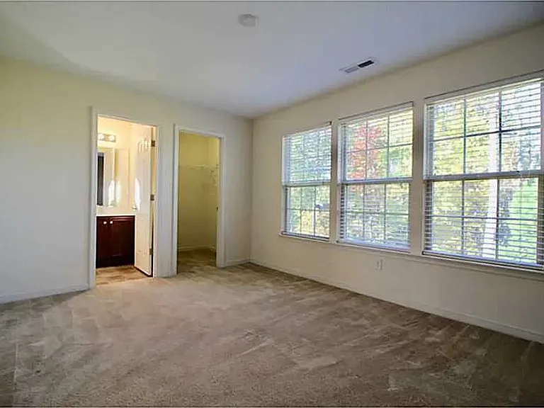 24 Zenith Loop — Photo 18