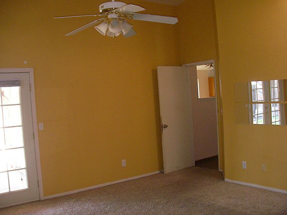 4th image of 4911 W Victor Ct