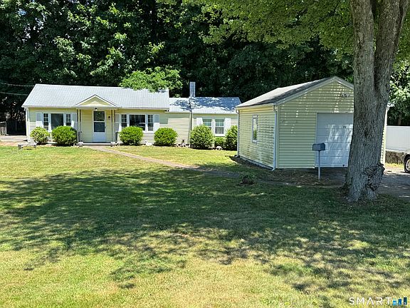 2nd image of 72 Nichols Avenue