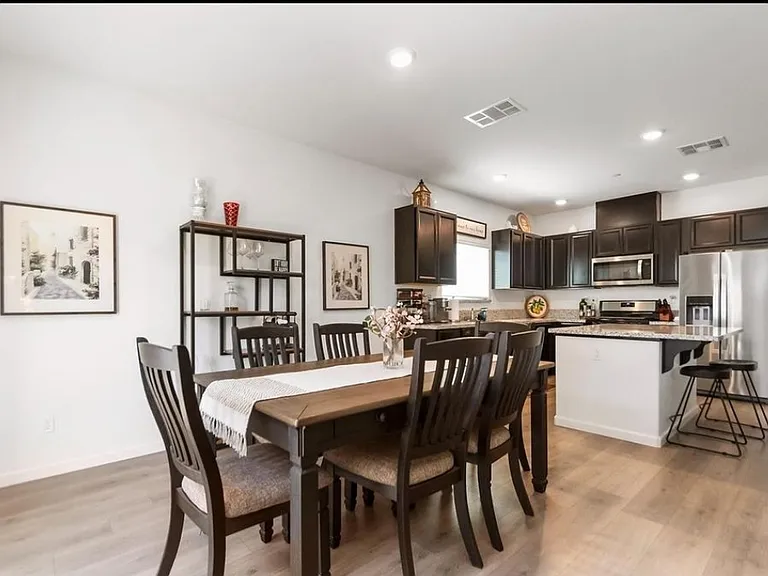 1204 Aspenparke Way — Photo 10