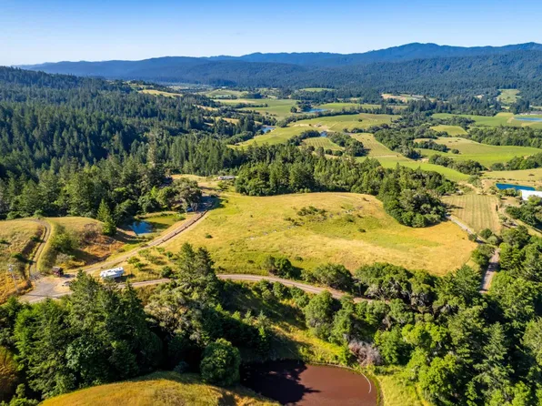 6200 Lazy Springs Road, Philo, CA 95466