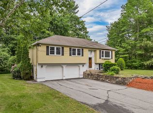 1 Pepperell Cir, Nashua, NH 03062