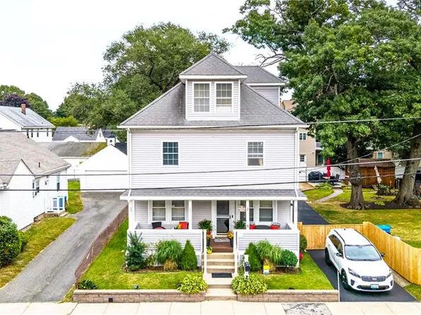 5 Columbia Ave, Lincoln, RI 02865