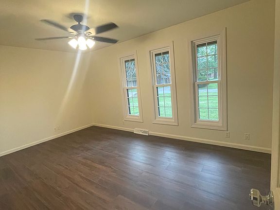 5th image of 2 Rye Ct