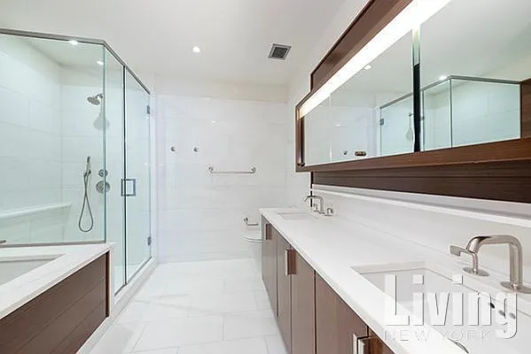 Rented by Living New York | media 37