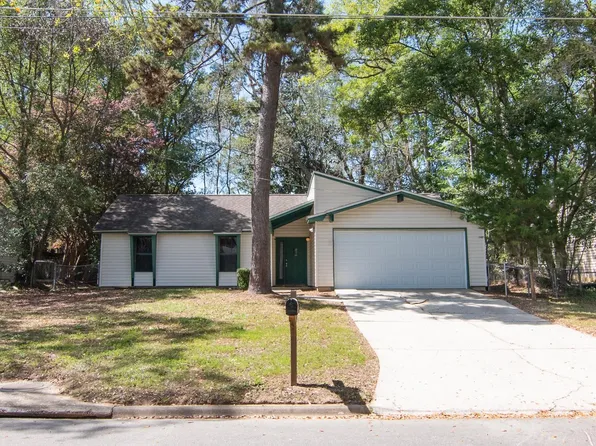 1056 Longstreet Dr, Tallahassee, FL 32311