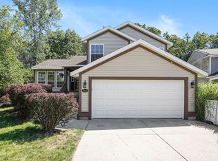 5618 E Falling Leaf Dr SE, Kentwood, MI 49512