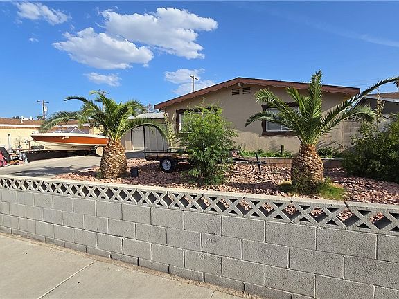 2nd image of 5209 Del Monte Ave