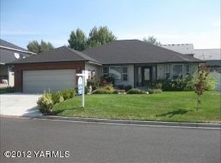 7 N 94th Pl, Yakima, WA
