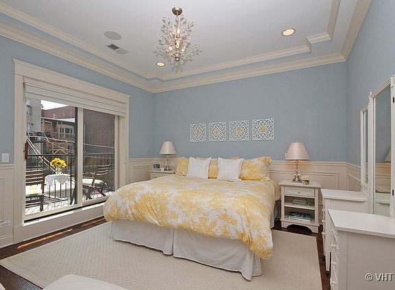 3rd image of 3763 N Wilton Ave #2S