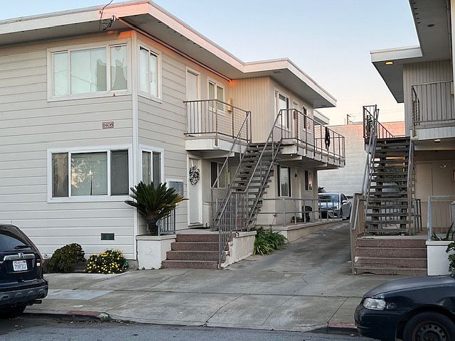 1st image of 2406 44th Ave #7