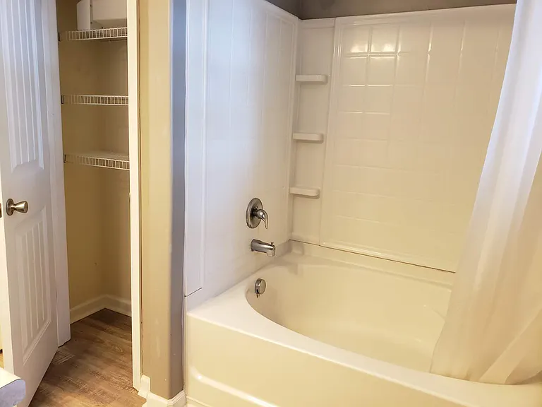 6 Drakie Ct — Photo 11