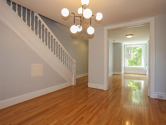 Dining room/Living room