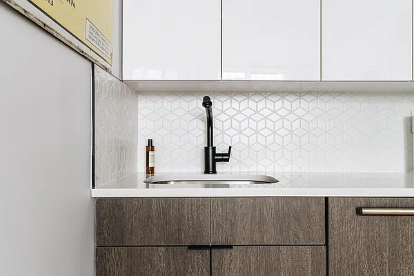 Rented by Harmonycity Corp. | media 34