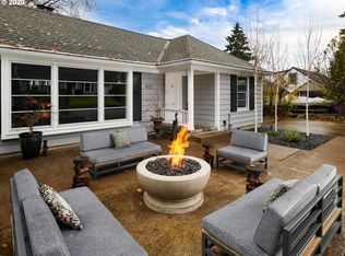 8120 SW Maple Dr, Portland, OR 97225