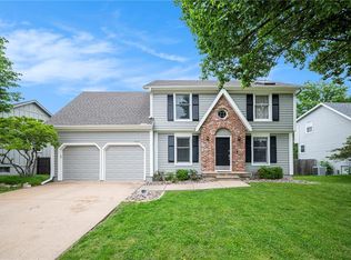 9225 Swarner Dr, Lenexa, KS 66219