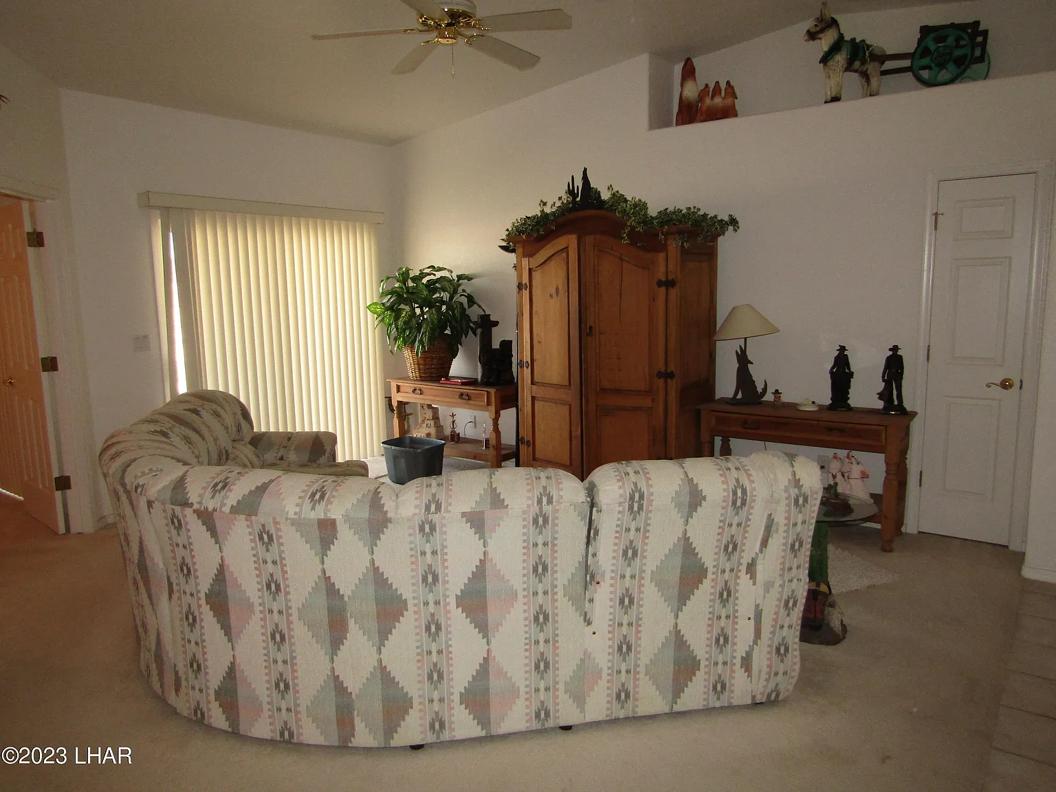 3 bed, 2.0 bath, 1544 sqft, $1,850 — Photo 4