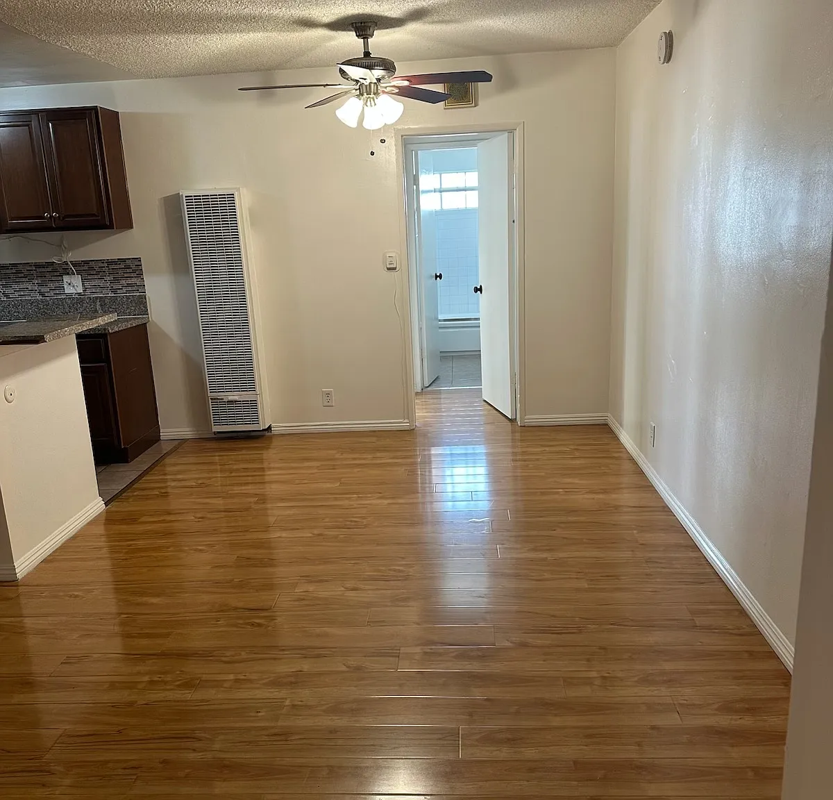 1216 N Las Palmas Ave — Photo 1