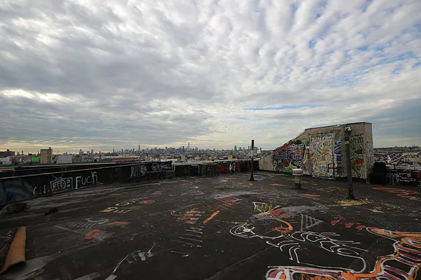 Rented by Nooklyn NYC LLC | media 24