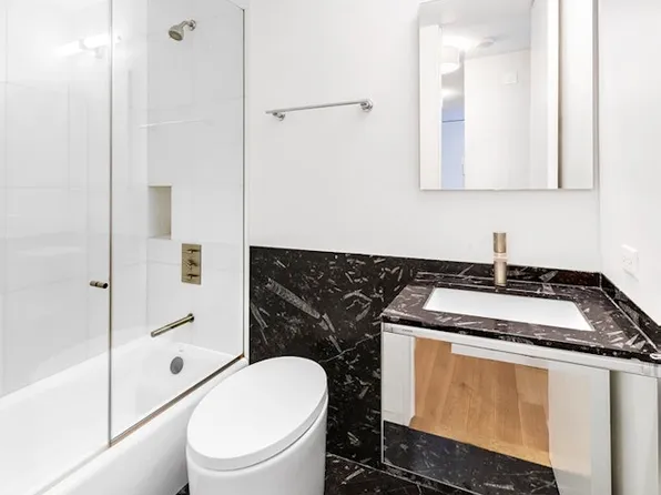 2373 Broadway image 8 of 10