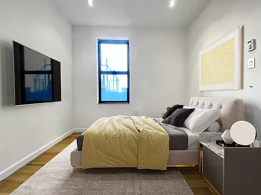 Rented by Vector New York, LLC | media 15